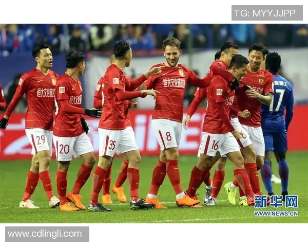 广州足球队与上海足球队比赛分析与经验总结探讨