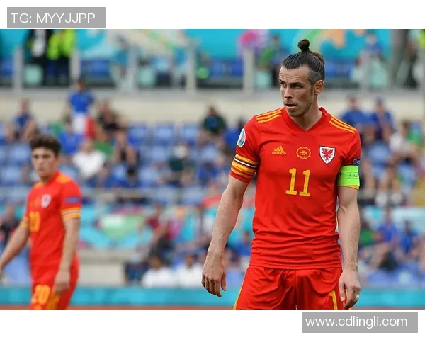 杭州篮球队强势领跑锦标赛积分榜总分达到63分引发关注 杭州篮球队强势领跑锦标赛积分榜总分达到63分引发关注