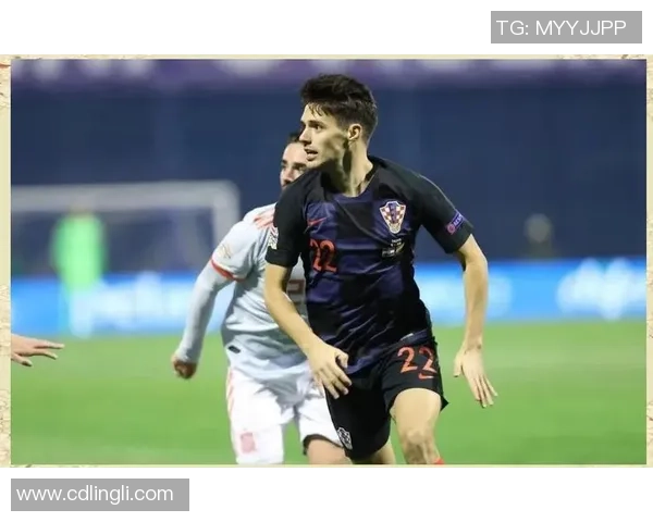 初中生足球明星的崛起与梦想追逐之路探索